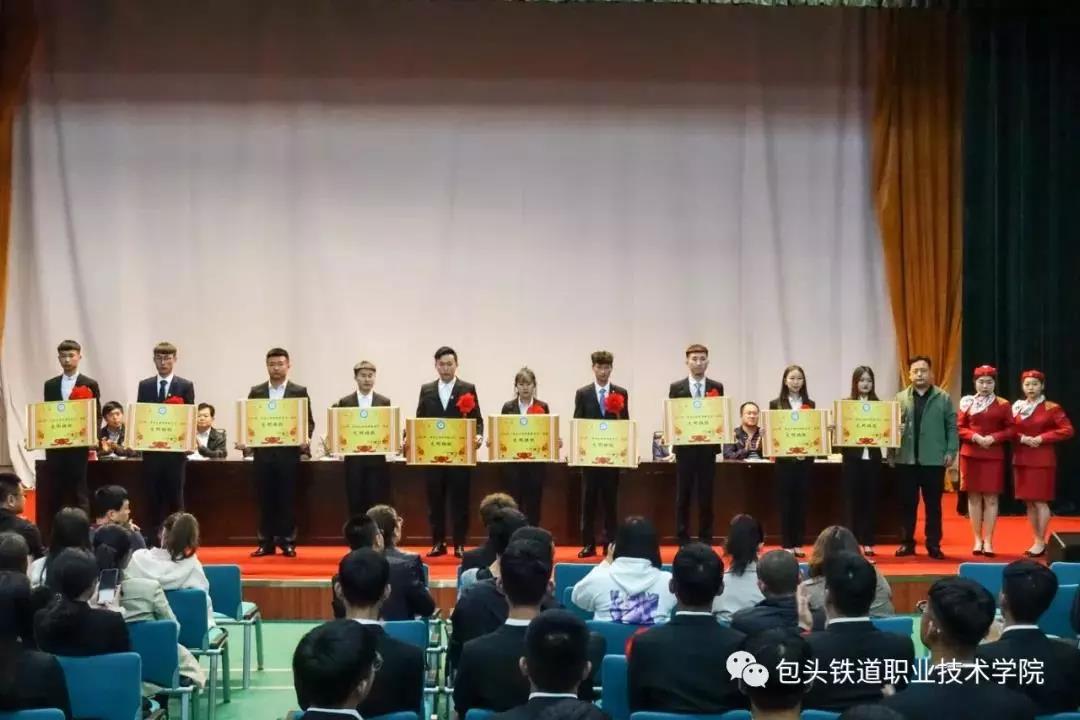 说明: C:\Users\Administrator\Desktop\微信图片_20190604202137.jpg