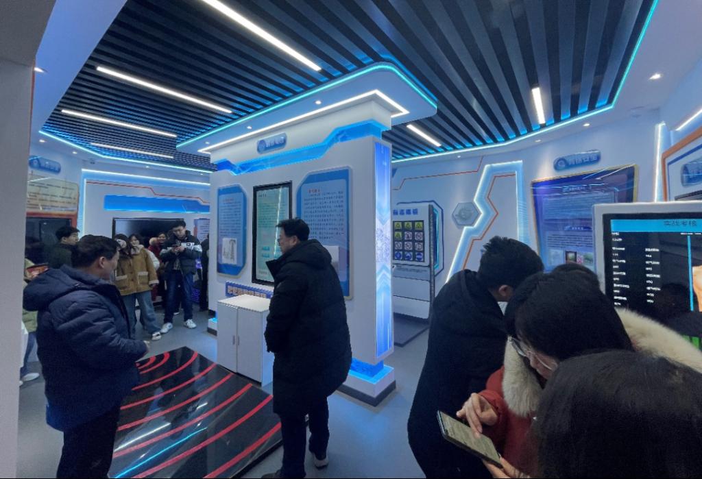 1879B